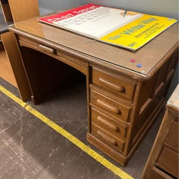 Oak desk raise panels quarter Shawn 1890