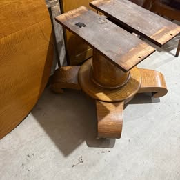 Vintage antique round oak pedestal dining table