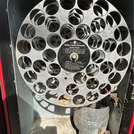 Vintage Coca-Cola Vending Machine – Original Retro Coke Cooler / Soda Machine