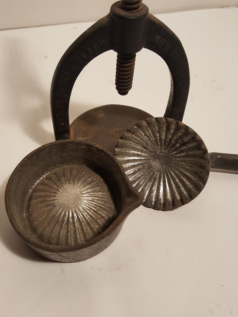 1800's Juice Press